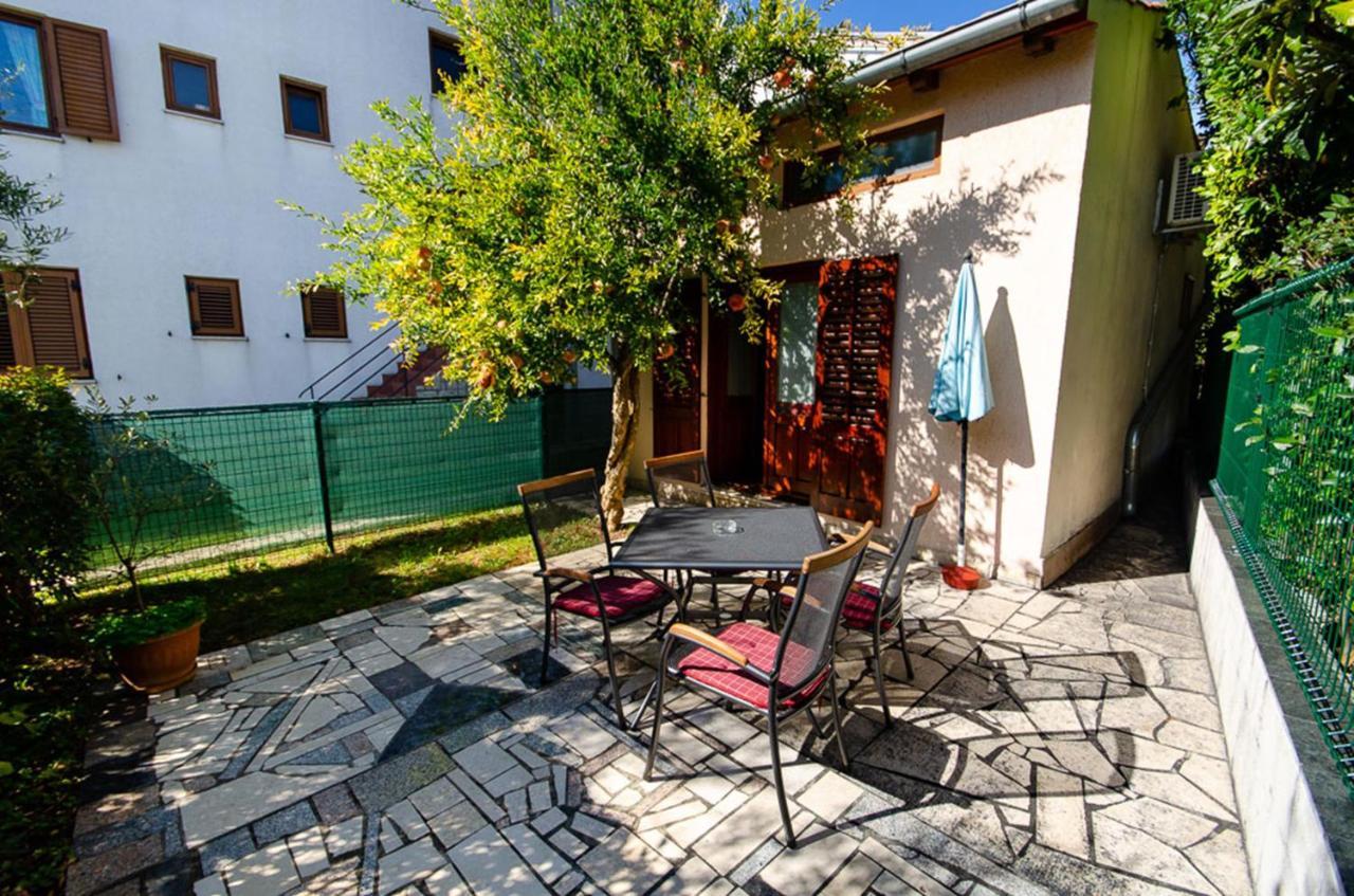 Adria Appartement *