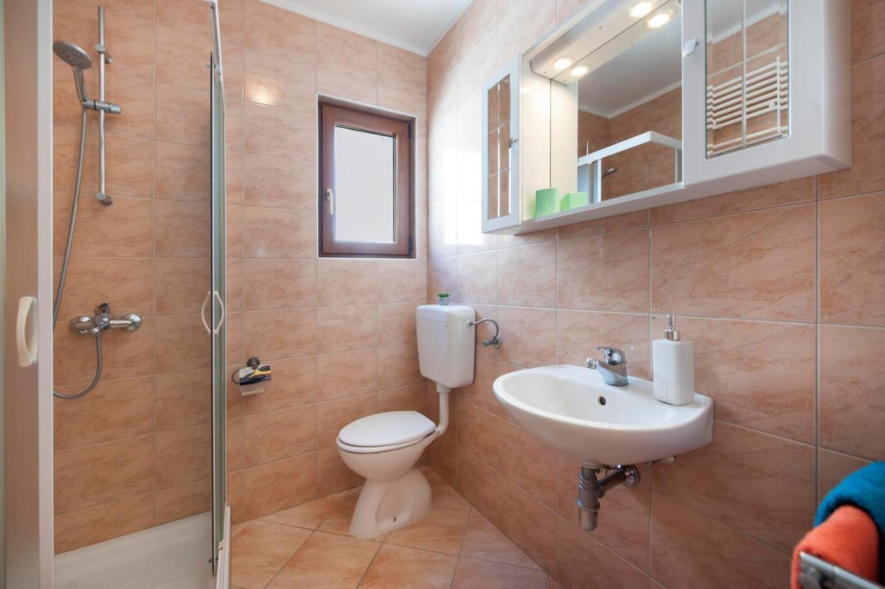 Adria Appartement *